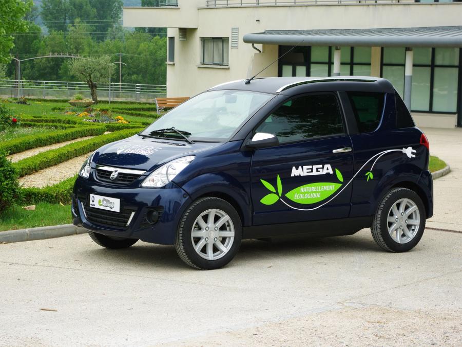  Mega e-City 2010 года  (фото 3 из 4)
